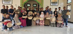 Akhir tahun 2024, Yayasan AGC selesaikan program pendampingan hutan adat dengan pelatihan pengolahan HHBK.