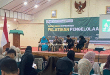 Siswa Bireuen Dilatih Cara Mengolah Sampah Plastik menjadi Produk Bernilai Ekonomis