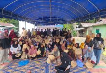 KUPS Dampingan AGC Lakukan Pelatihan Pengelohan HHBK KUPS Dampingan AGC Lakukan Pelatihan Ayaman Rotan